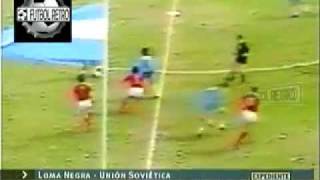 Loma Negra 1 vs Union Sovietica 0 Amistoso 1982 FUTBOL RETRO TV [upl. by Melburn]