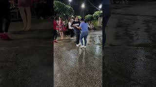 Una Chispa bailando cumbiasabor juniorklan veracruz yucatán comedy usa humorviral shorts [upl. by Koralle861]