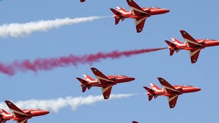 Red Arrows display Clacton air show [upl. by Nrek]