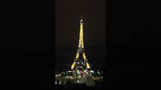 Show de luces de la Torre Eiffel París [upl. by Hazaki931]