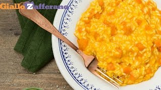 Risotto alla zucca  Ricetta in 1 minuto [upl. by Imis]