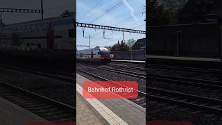 SBB IC 2000 beim Bahnhof Rothrist im Kanton Aargau Schweiz 2023  shorts [upl. by Yerfdog]