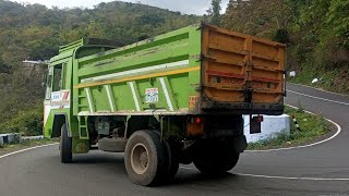 Tipper Lorry And Car Bike Turning 1240 Valparai Hairpin bend Hills Driving [upl. by Lyns]