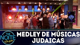 Banda Última Hora toca medley de músicas judaicas  The Noite 110918 [upl. by Aipotu]