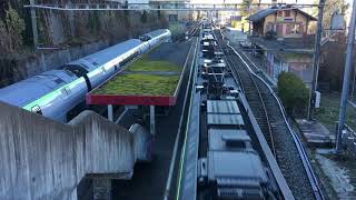 BLS train clearing route to another one in Wabern bei Bern [upl. by Pulling]