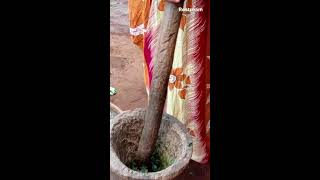 How to prepare cassava leaves before cooking [upl. by Akierdna]