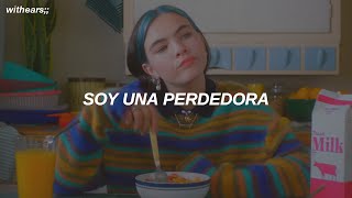 BENEE   Supalonely ft Gus Dapperton video oficial  Español [upl. by Slaby]