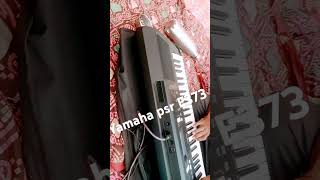 Yamaha psr e373 [upl. by Aihsinyt901]