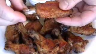 Super Bowl Tips How to Eat a Chicken Wing [upl. by Modesta865]