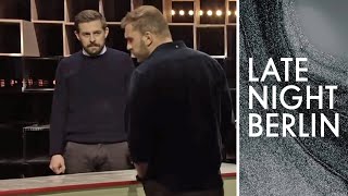 Ebay Kleinanzeigen Karaoke Edin Hasanovic und Klaas spielen nach  Late Night Berlin  ProSieben [upl. by Eelarak]