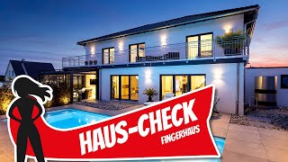 HausCheck Stadtvilla mit Einliegerwohnung amp Pool für große Familie von Fingerhaus  Hausbau Helden [upl. by Strain600]