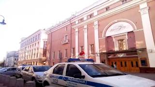 Tour of Moscow central streets Bolshaya Dmitrovka street Stoleshnikov pereulok 3 may 2017 [upl. by Lihcox]