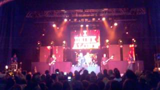 George Thorogood amp The Destroyers I Drink Alone Live in Portland ME [upl. by Nryhtak718]