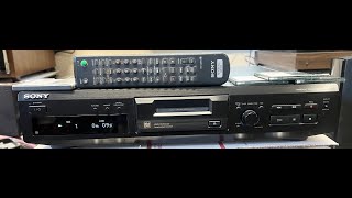 Sony MDS JE330 MiniDisc Deck Player Recorder with Remote amp 4 Discs Tested [upl. by Ainat380]