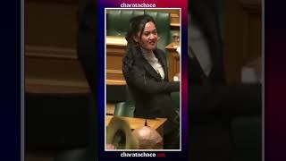 HAKA EN EL CONGRESO DE NUEVA ZELANDA [upl. by Akoyin]