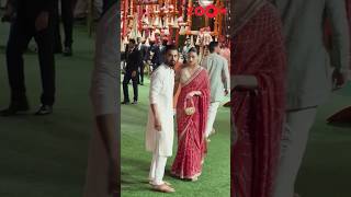 Athiya Shetty HOLDS husband KL Rahuls hand while posing at Ambanis Ganpati darshan ❤️  shorts [upl. by Yroggerg]