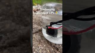 Discharging damaged LiPo battery 4S Tattu RLine 850mAh in salty water fpv 4s fpvdrone crash [upl. by Damas]