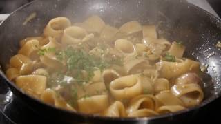 Pasta risottata con Carciofi e Valtellina Casera DOP Stagionato [upl. by Kovacs]