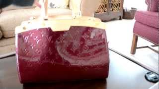 Whats in my bag Louis Vuitton Brea MM in Rouge Fauviste Inside my Handbag [upl. by Olivann769]