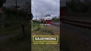 Gajahwong Membawa Kereta Priority viral shorts [upl. by Timmons]