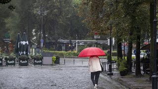 Tempêtes en rafale à lEst de lEurope  des morts et dimportants dégâts [upl. by Zedecrem168]