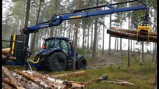 Skogsanpassade Valtratraktorer med Mohedas och Keslas vagnar [upl. by Haynes]