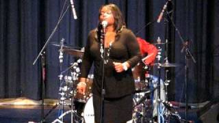 Shemekia Copeland sings quotThe Fool Youre Looking Forquot [upl. by Gustie]