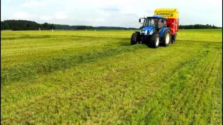 Grasernte 2013  New Holland T5050 mit Pöttinger Europrofi 4500 [upl. by Esereht]