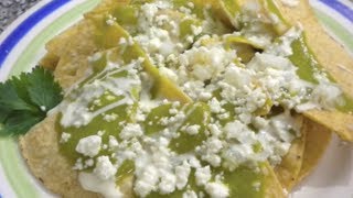 CHILAQUILES VERDES  Vicky Receta Facil [upl. by Kelsy892]