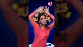 P2 Badi Mushkil Madhuri Dixit Performance madhuri oldsong dance [upl. by Enirak271]