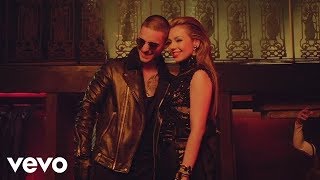 Thalia  Desde Esa Noche Official Video ft Maluma [upl. by Ssitruc]