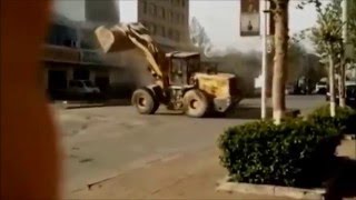 Front loader Bulldozer street Fight in China [upl. by Sayres673]