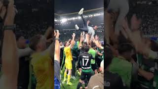 Rúben Amorim is thrown in the air by the Sporting players following his final home game in charge 💚🥺 [upl. by Yerffoej983]