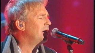 HQ  Kevin Costner amp Modern West  Let Me Be The One  Wetten daß  27022010 [upl. by O'Donovan219]