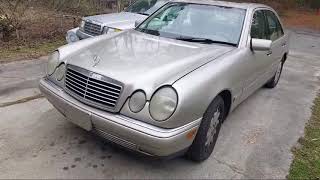 Worlds Strangest Car Battery Location  1999 Mercedes E300 w210 Chasis Weird German Engineering [upl. by Florry]