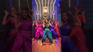 कुरले कुरले तुझे कालेकाले बाल🥰 Dquotstyler Dancestudio dancer dance girlsdance viral shorts crew [upl. by Girvin]