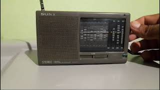 Sony sw11 portable 12 band radio 📻📻 [upl. by Onitsirc]