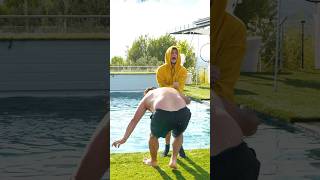 Le PERDANT finit dans LEAU 💦 nobevent jerezalto youtubecreatorcommunity pool challenge [upl. by Koehler]