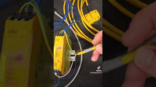 Understanding pilz safety relay how the work and how to wire a coded mag safety switch [upl. by Egedan]