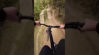 Der bike park ist crazy 😍🔥 mtb mountainbikelifestyle downhill mtblifestyle fortnite mtblife [upl. by Nirro338]