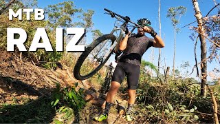 TÉCNICO E DIVERTIDO  MTB RAIZ  CarlosBarrosBike [upl. by Kcir]