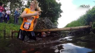 Eerste editie Tot de Nek in de Drek obstacle mud run Vriezenveen groot succes [upl. by Wynne]