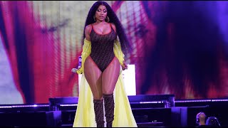 Nicki Minaj  Live Full The Nicki Wrld Tour  Full HD  Berlin Germany  28219 [upl. by Ioj]