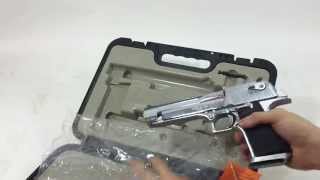 Desert Eagle Polished Stainless 357 Mag Pistol Magnum Research Quick Look Review [upl. by Hollah]