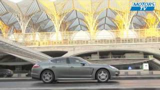 Porsche Panamera Hybrid S Salon auto Geneve 2011 [upl. by Eldora]