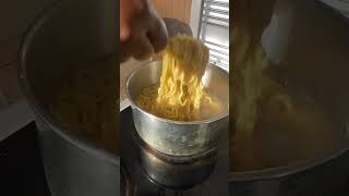 Stir fry egg noodlesfood lovetocookformyfamily noodlesrecipe egg viralvideo shortvideo [upl. by Ecidnac]