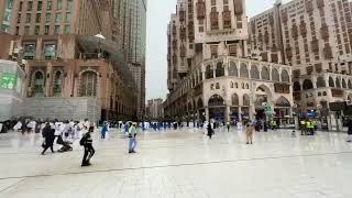 Makkah WeatherMakkah Live Rain in Makkah Masjid alHaram View of the Holy Kaaba amp Current Weather [upl. by Battiste]