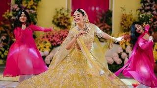 Dekha Tenu Pehli Pehli Baar Ve  Best Bride Dance  Sangeet  Mayesha Asmita  Samir Choreography [upl. by Ettennaj326]