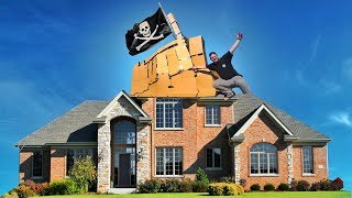 PIRATE BOX FORT ON ROOF 📦🏡 [upl. by Asoral112]