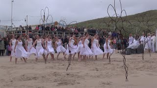 Drukbezochte opening Kunstroute Zijpe aan Zee 2024 [upl. by Peatroy]